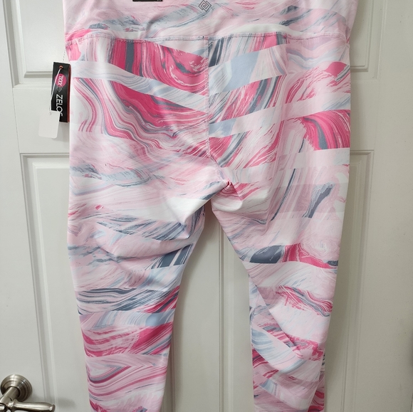 ! NWT Zelos Capri Performance Leggings Size XXXL - Sports Athleisure Athletic ! - Picture 4 of 4